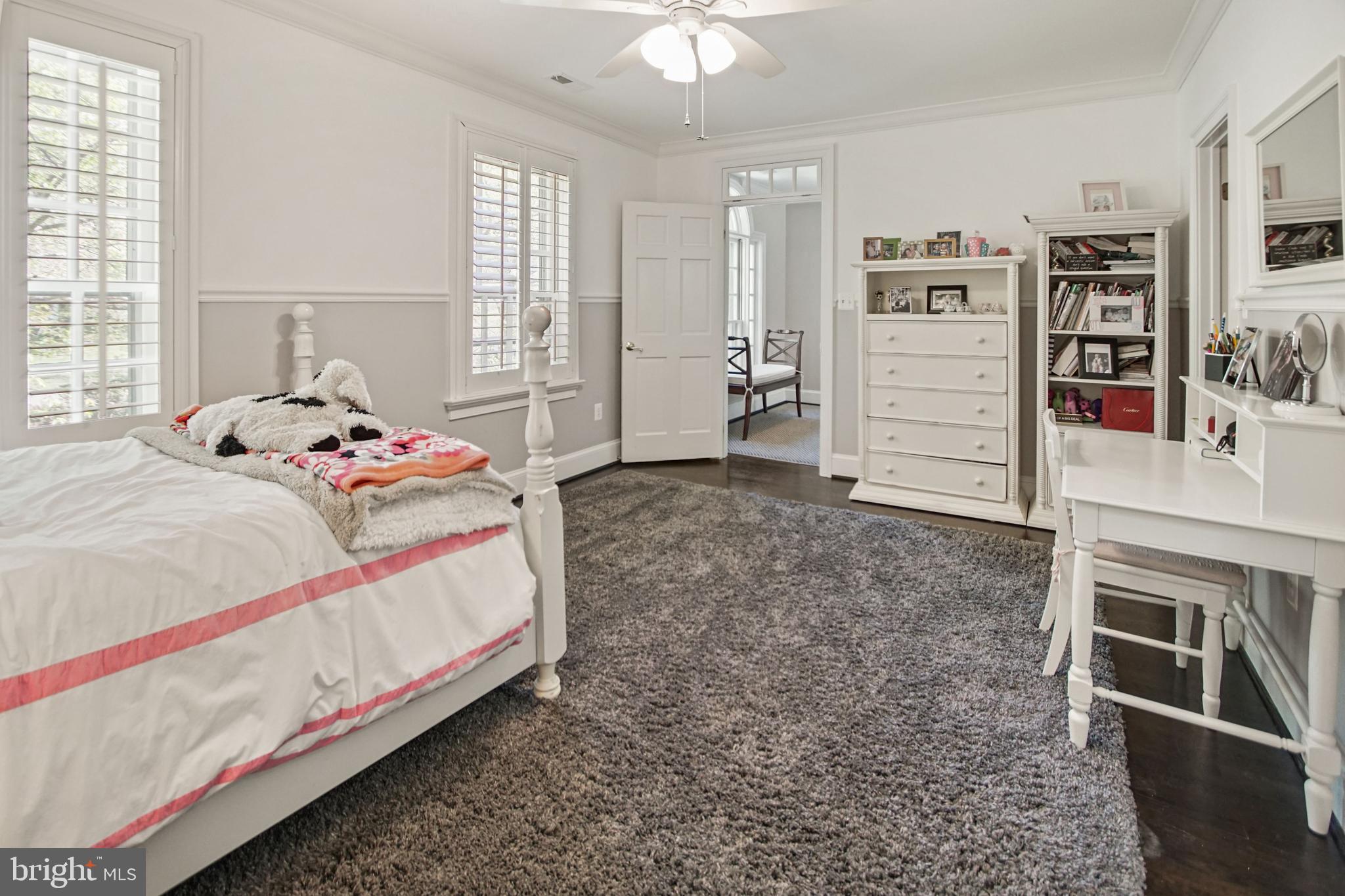 10306 Cutters Lane Potomac, MD 20854 - Photo 25 of 58 Bedroom