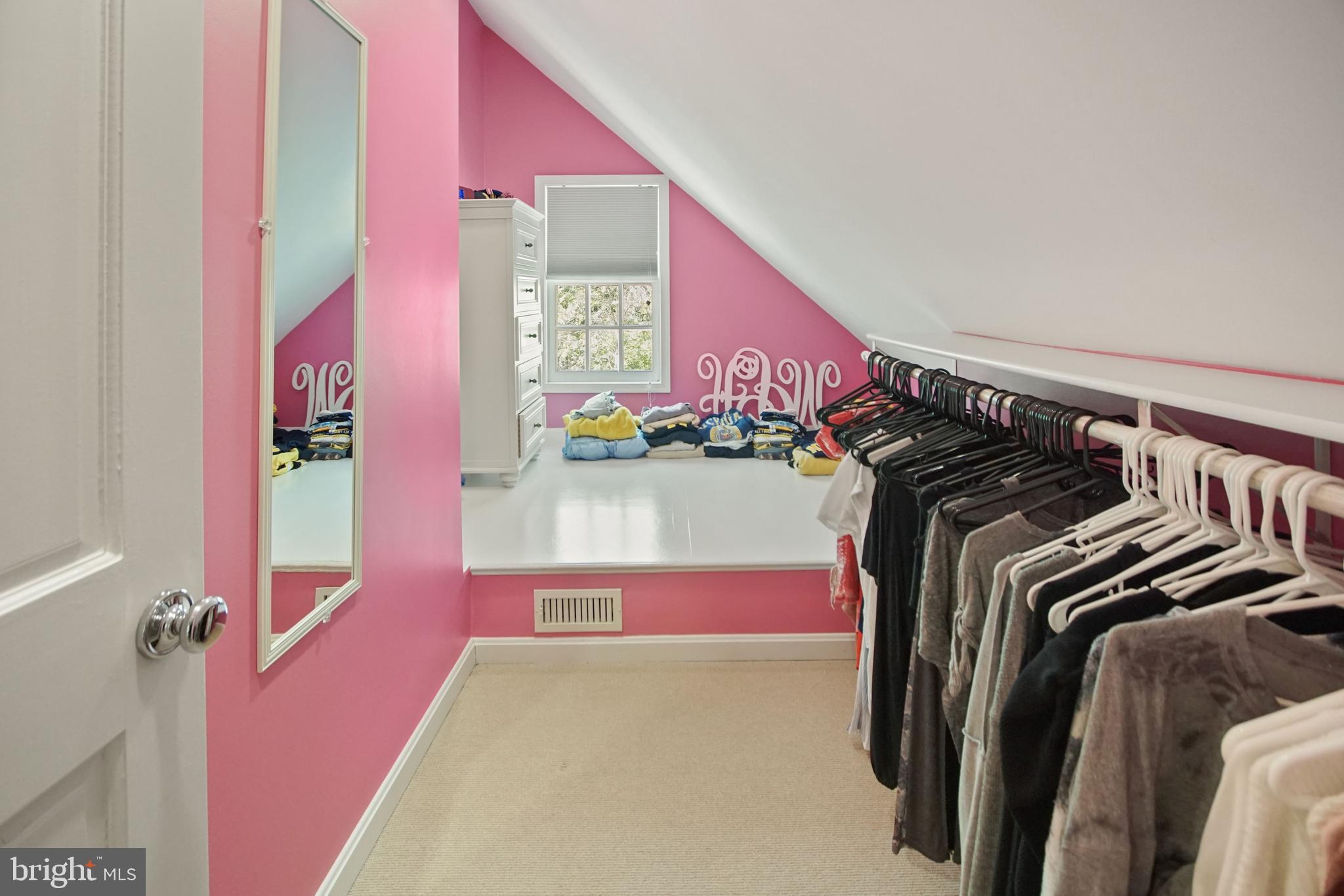 10306 Cutters Lane Potomac, MD 20854 - Photo 32 of 58 What a special space this is!