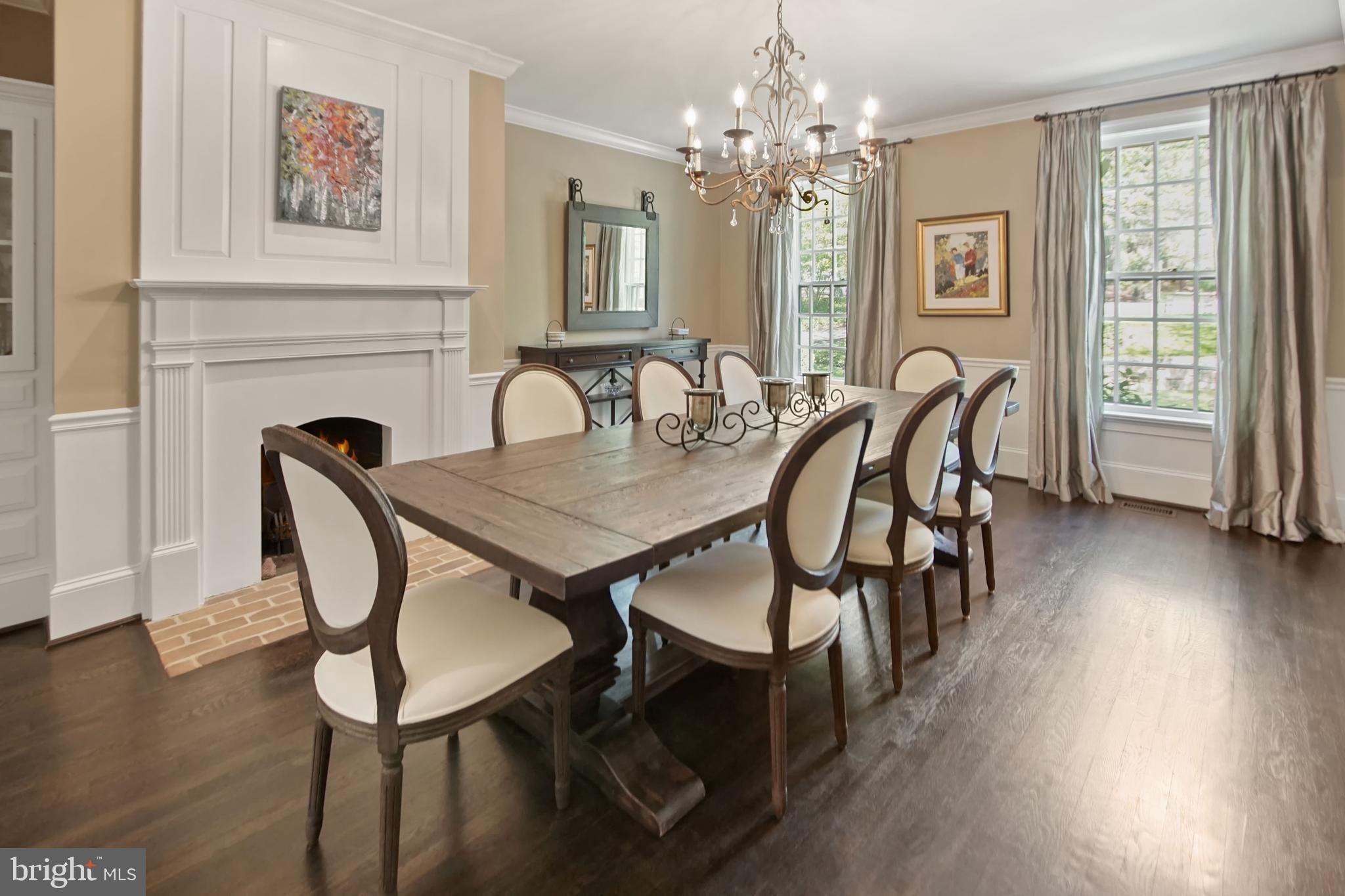 10306 Cutters Lane Potomac, MD 20854 - Photo 9 of 58 Another dining room view...notice the fireplace!