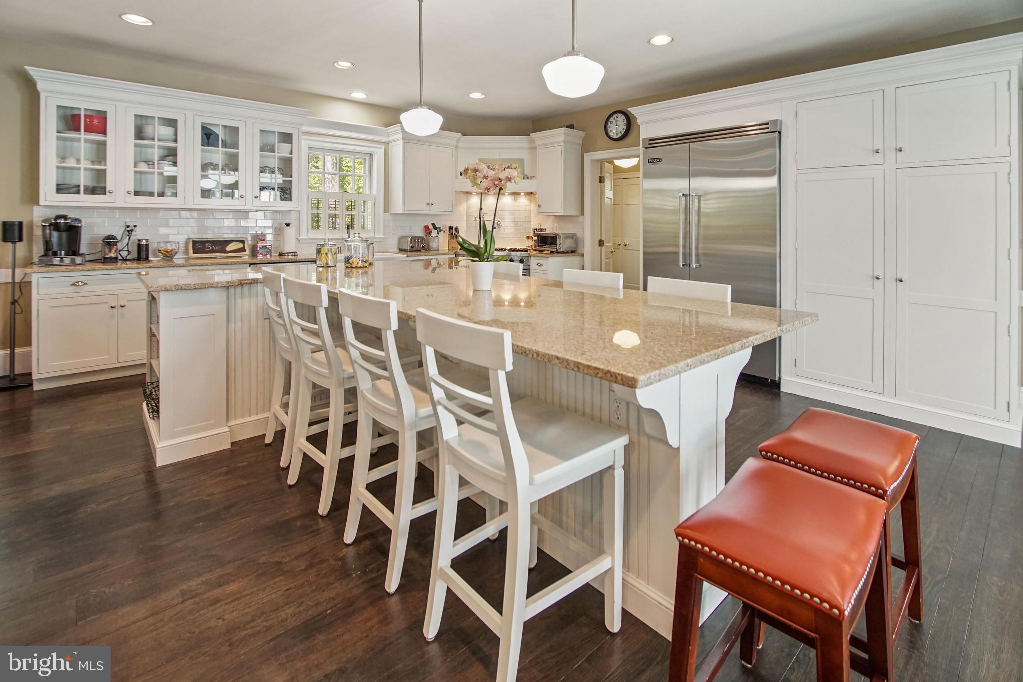 10306 Cutters Lane Potomac, MD 20854 - Photo 10 of 58 Any chef would LOVE this kitchen!