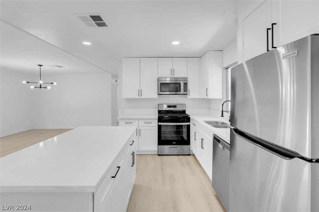 4564 Royal Ridge Way Las Vegas, NV 89103 - Photo 17 of 54 Gallery Image 17