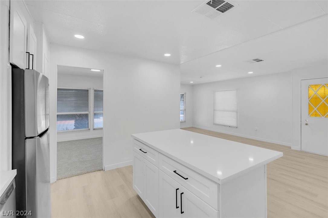 4564 Royal Ridge Way Las Vegas, NV 89103 - Photo 19 of 54 Gallery Image 19