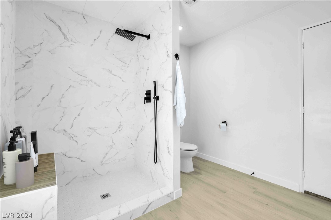 4564 Royal Ridge Way Las Vegas, NV 89103 - Photo 30 of 54 Gallery Image 30
