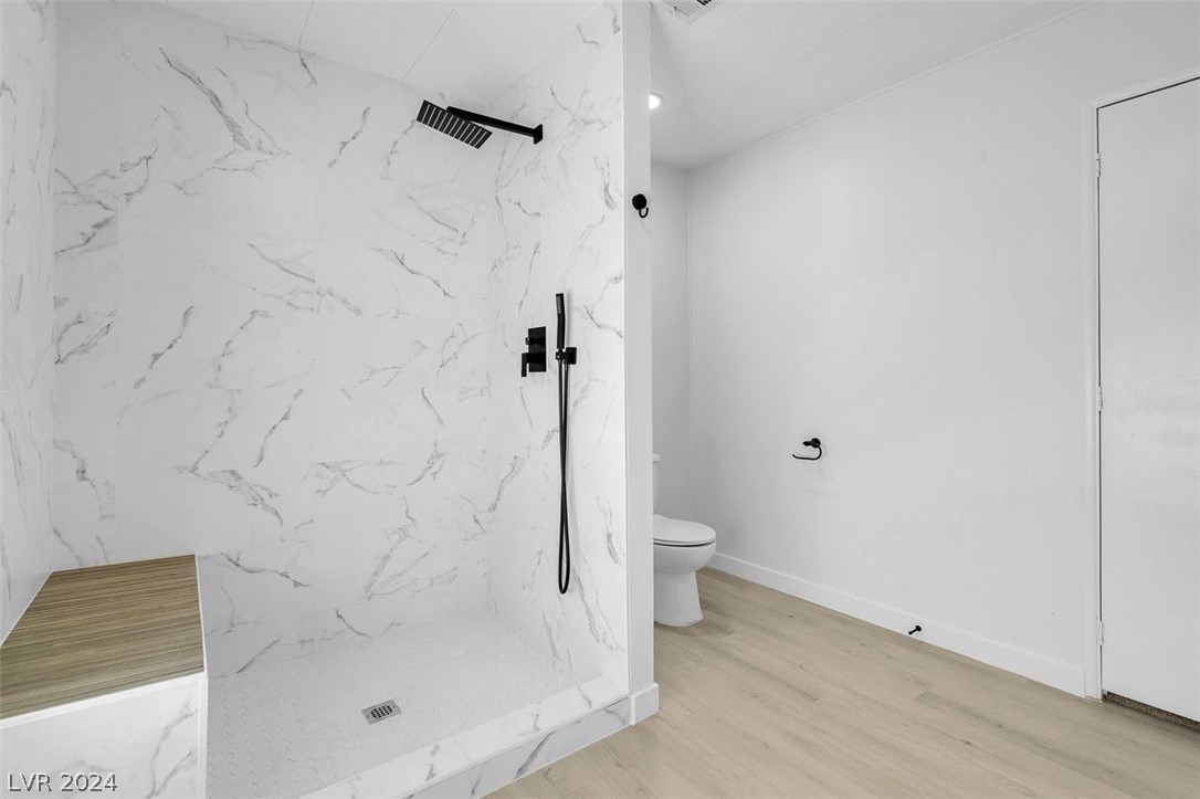 4564 Royal Ridge Way Las Vegas, NV 89103 - Photo 31 of 54 Gallery Image 31
