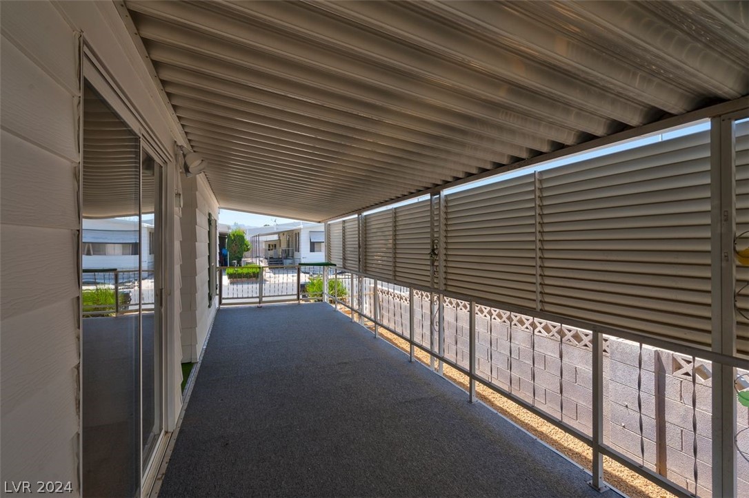 4564 Royal Ridge Way Las Vegas, NV 89103 - Photo 42 of 54 Gallery Image 42