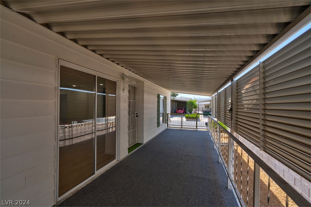 4564 Royal Ridge Way Las Vegas, NV 89103 - Photo 43 of 54 Gallery Image 43