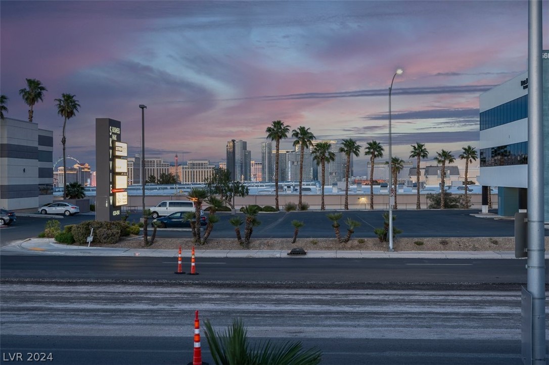 4564 Royal Ridge Way Las Vegas, NV 89103 - Photo 50 of 54 Gallery Image 50