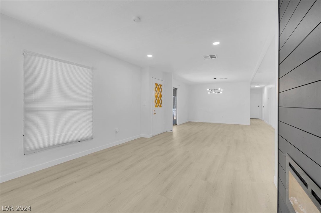 4564 Royal Ridge Way Las Vegas, NV 89103 - Photo 6 of 54 Gallery Image 6
