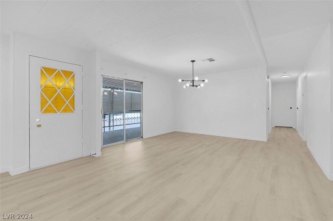 4564 Royal Ridge Way Las Vegas, NV 89103 - Photo 9 of 54 Gallery Image 9