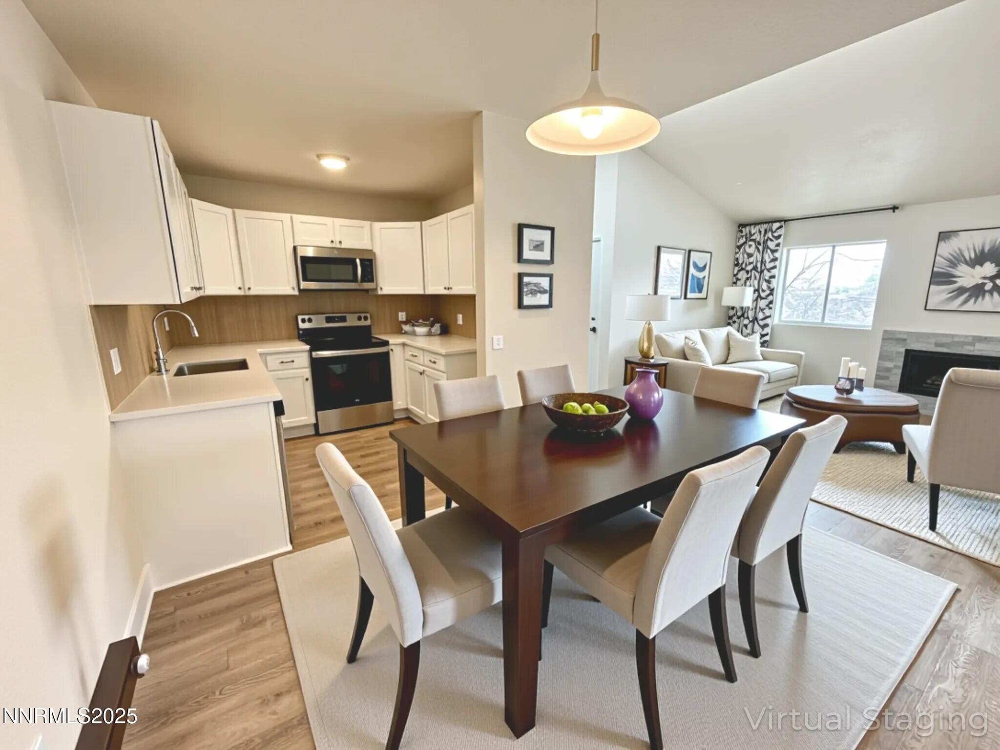 2500 Tripp Drive, Unit 4 Reno, NV 89512 - Photo 8 of 22 kitchen