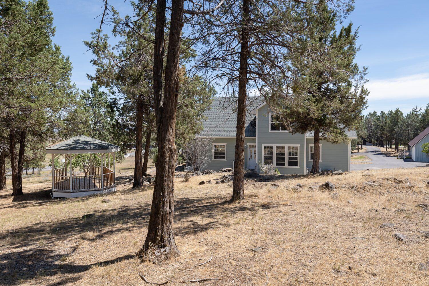 7140 Jake Road Klamath Falls, OR 97601 - Photo 24 of 44 20250809-MLS-125-1500x1000