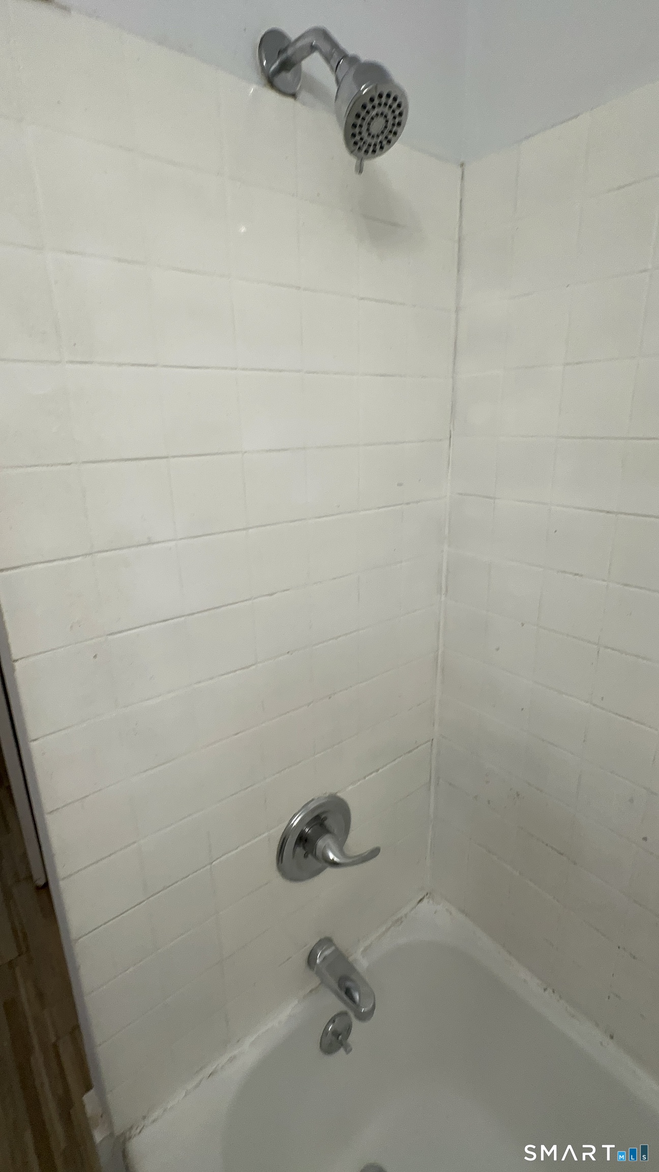 14 Lester Street, Unit 2L Ansonia, CT 06401 - Photo 8 of 25