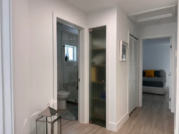 a en suite bathroom with a toilet