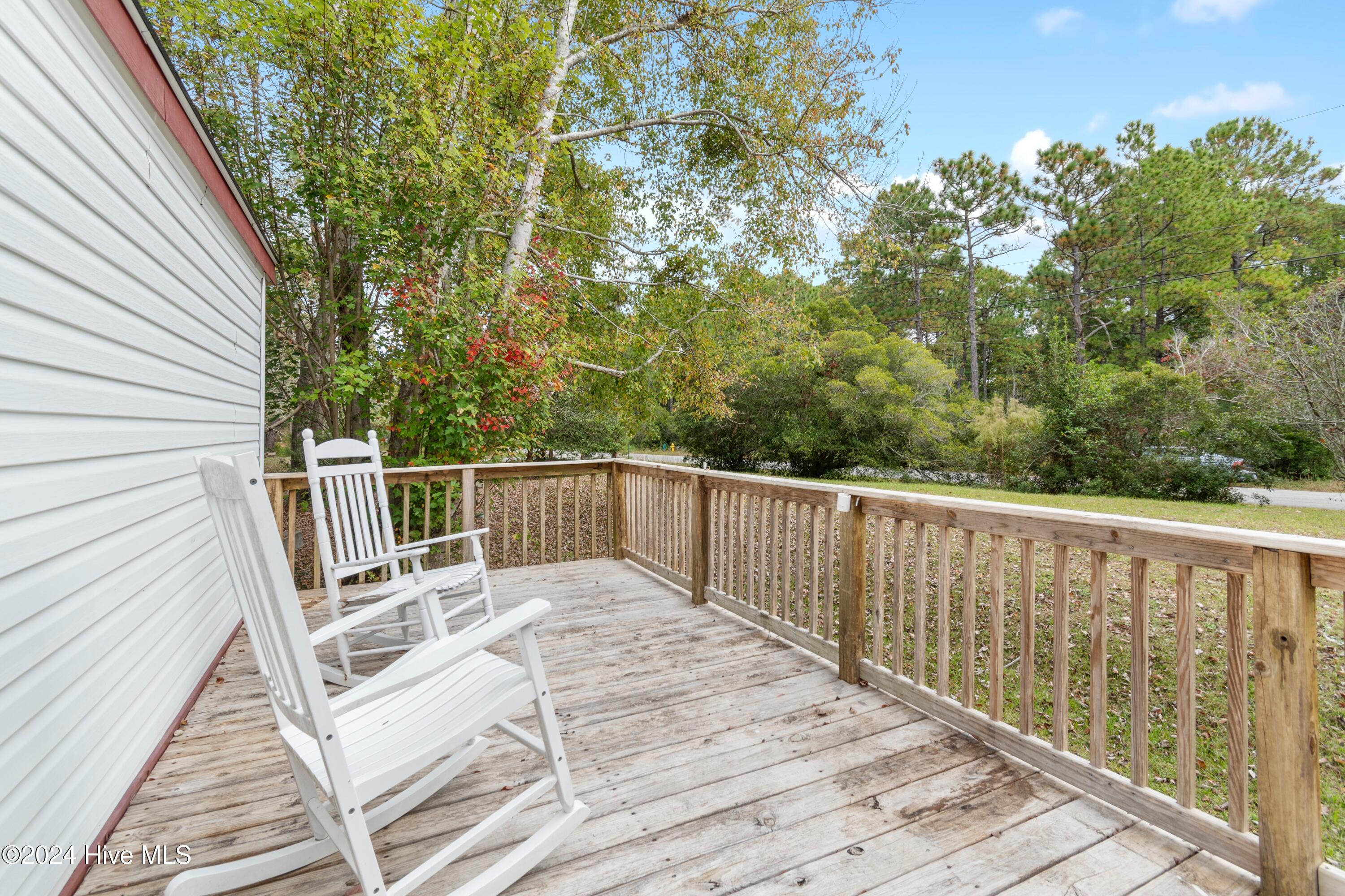 1845 Juniper Road Southport, NC 28461 - Photo 4 of 38 Front Porch