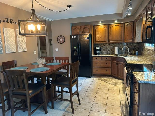 15471 Whitaker Road Linden, MI 48451 - Photo 3 of 17 Main Level