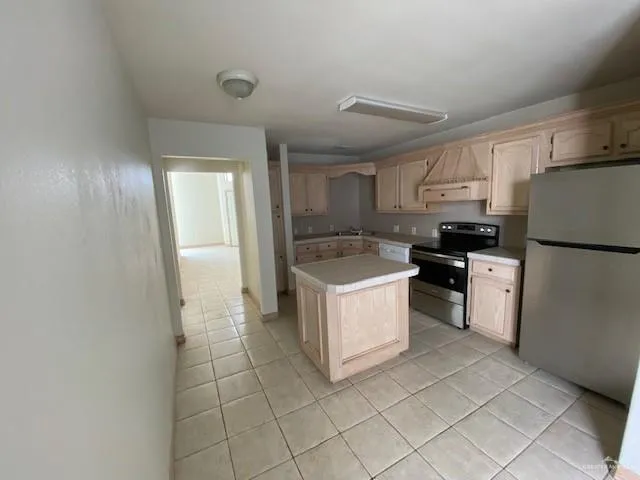 $1,500 | 2408 North I Street, McAllen, TX 78501