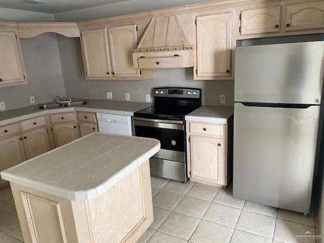 $1,500 | 2408 North I Street, McAllen, TX 78501