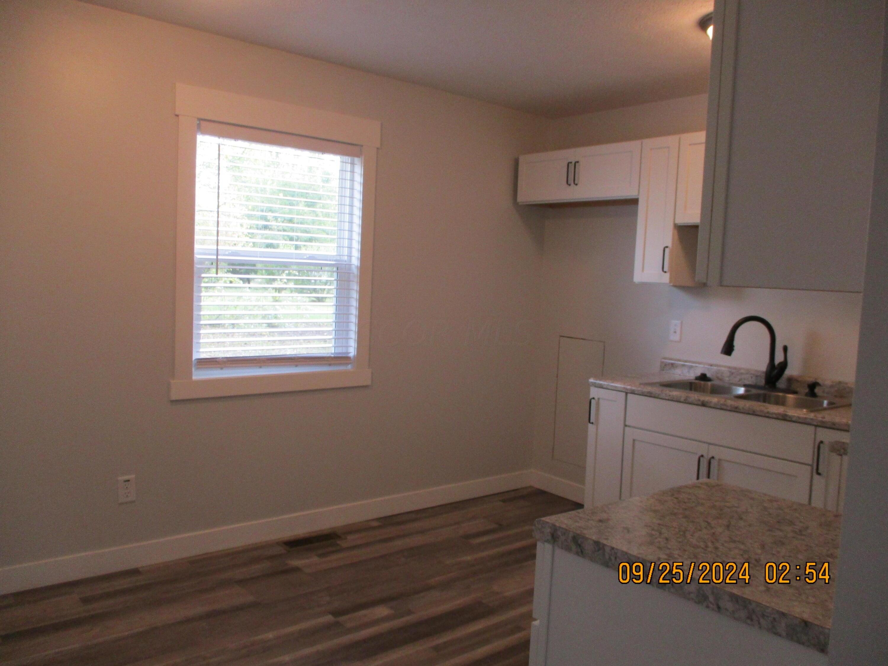 407 Evans Road Marion, OH 43302 - Photo 10 of 18 IMG_2011