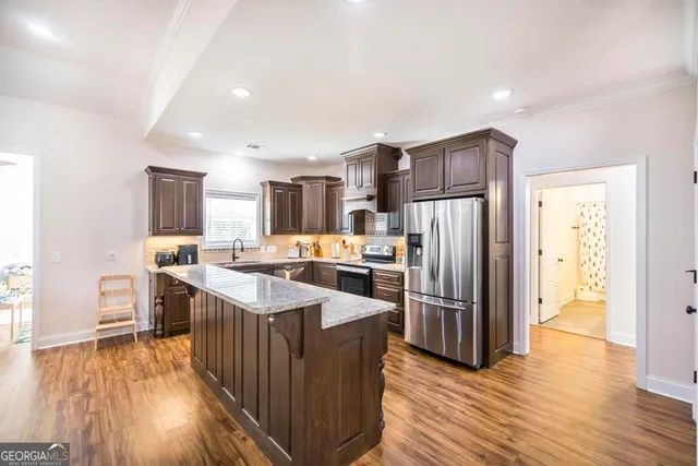 $380,000 | 219 Rowland Circle, Byron, GA 31008