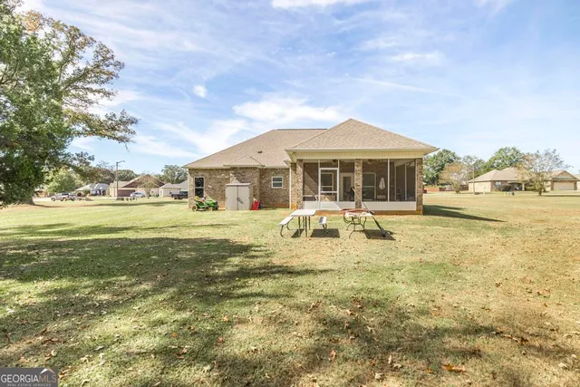 $380,000 | 219 Rowland Circle, Byron, GA 31008