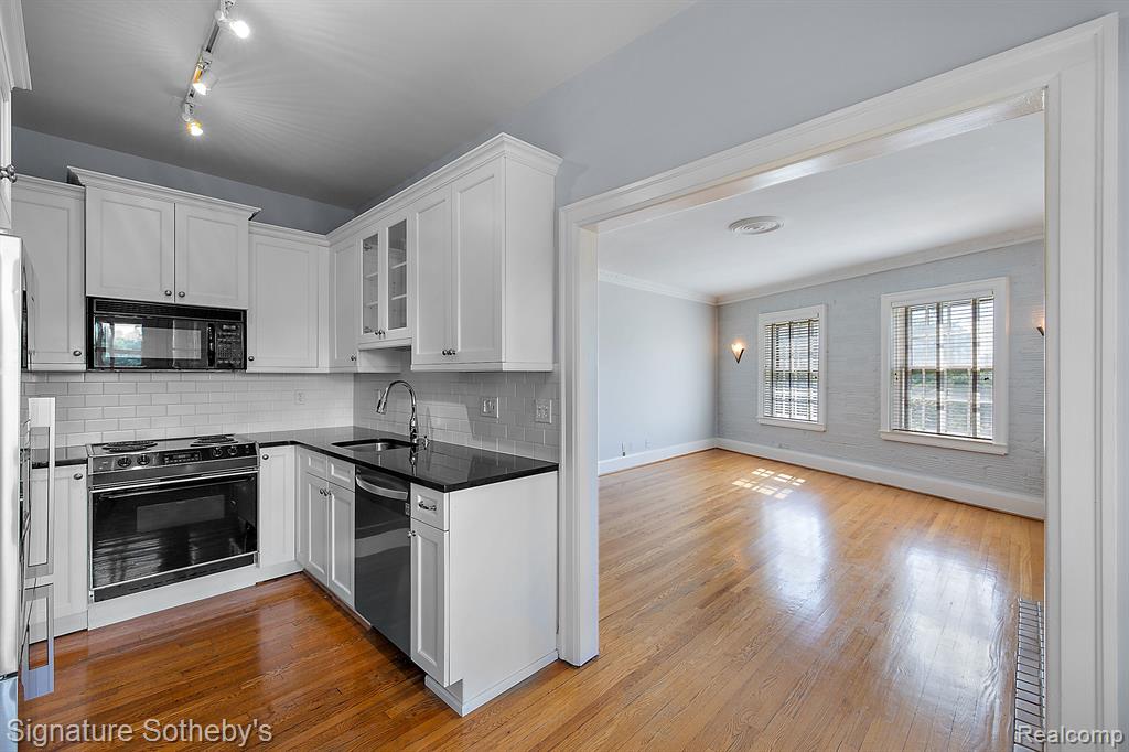 327 Southfield Road, Unit #3AN Birmingham, MI 48009 - Photo 24 of 41
