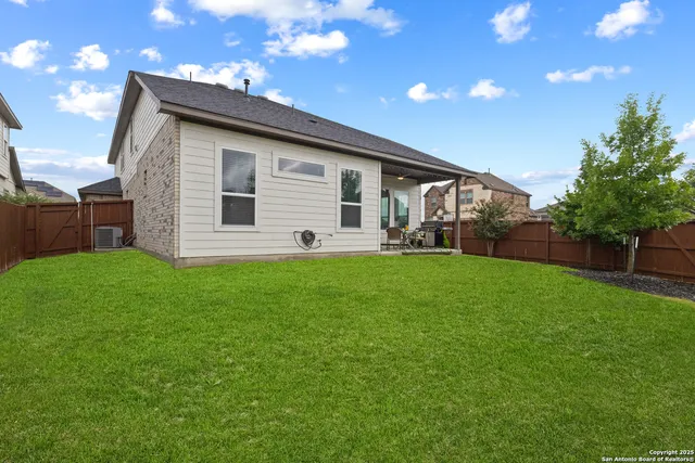 $3,000 | 12402 Mineshaft, San Antonio, TX 78254