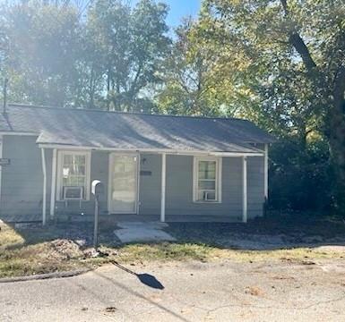 1141 6th Street Lancaster, SC 29720 - Photo 2 of 18 a view of a house with a yard