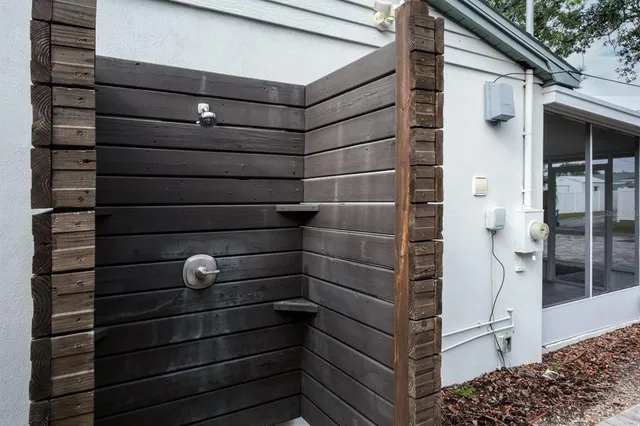 $3,000 | 781 40th Avenue Northeast, St. Petersburg, FL 33703