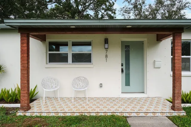 $3,000 | 781 40th Avenue Northeast, St. Petersburg, FL 33703