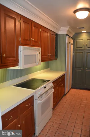 $375,000 | 117 East Dover Street, Unit 406, Easton, MD 21601