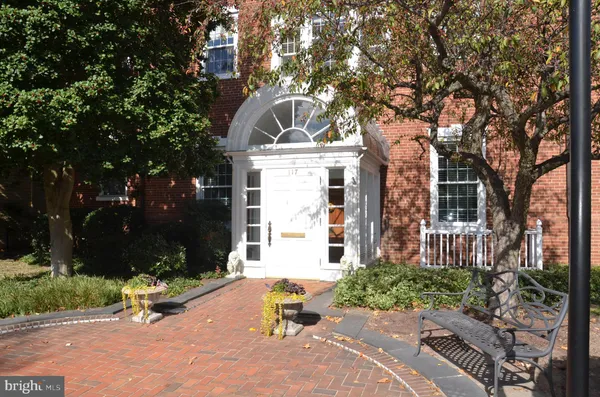 $375,000 | 117 East Dover Street, Unit 406, Easton, MD 21601