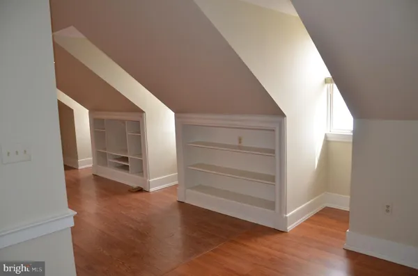 $375,000 | 117 East Dover Street, Unit 406, Easton, MD 21601