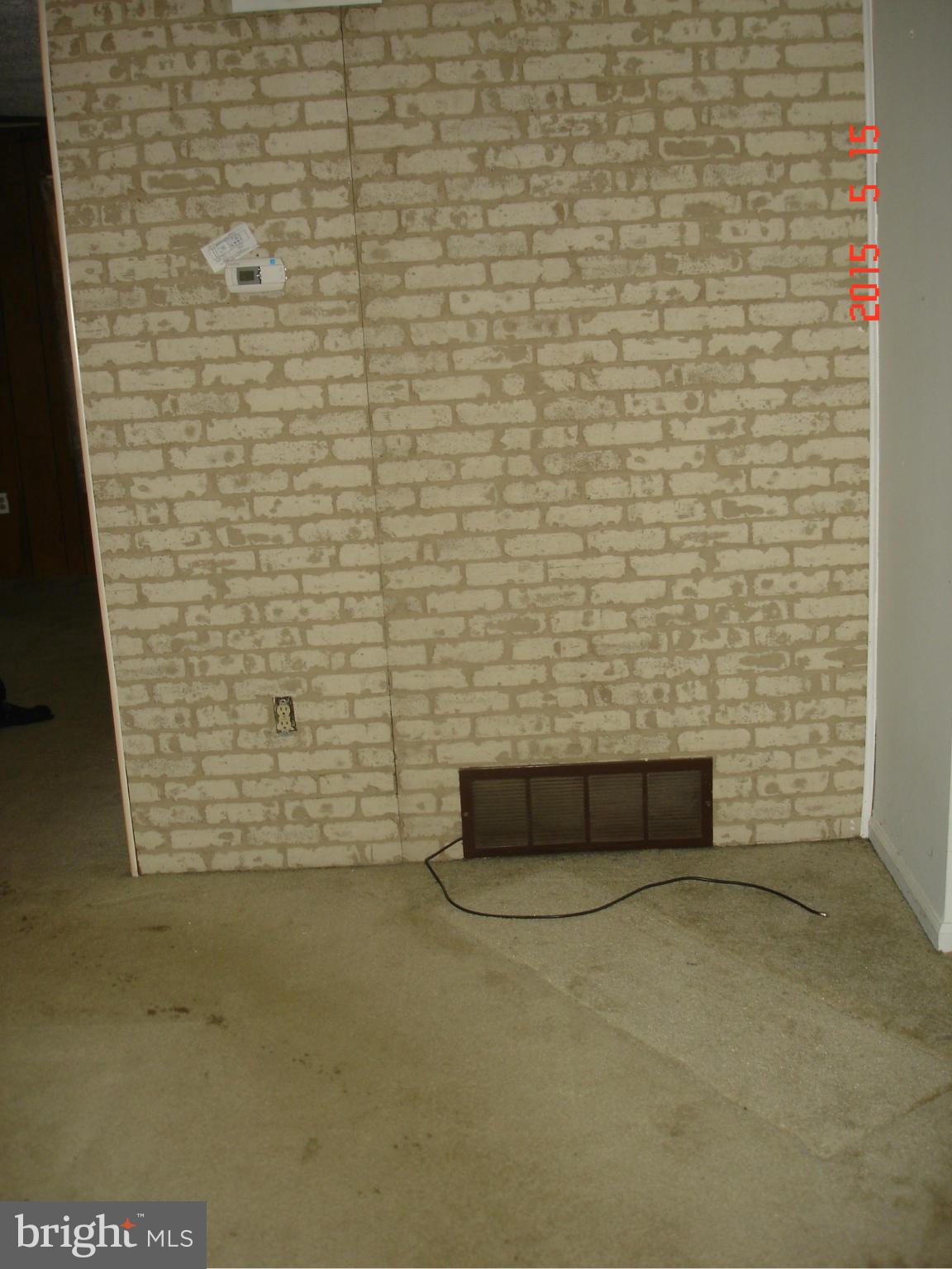 155 Bladen Road Baltimore, MD 21221 - Photo 3 of 8 Interior (General)