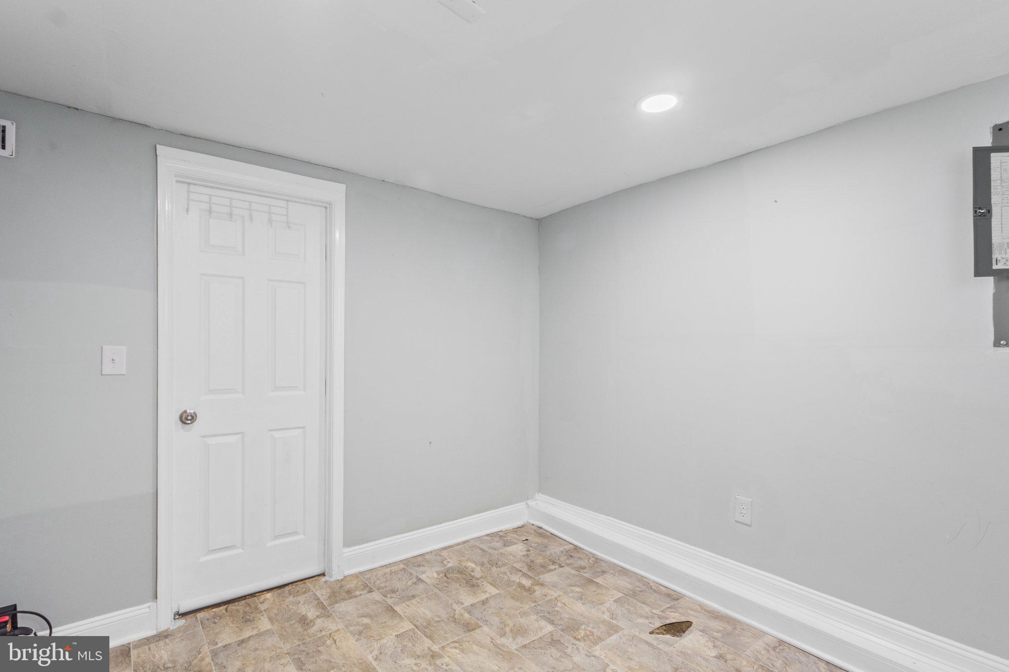 130 West Edgevale Road Baltimore, MD 21225 - Photo 31 of 31 Versatile space with modern appeal.