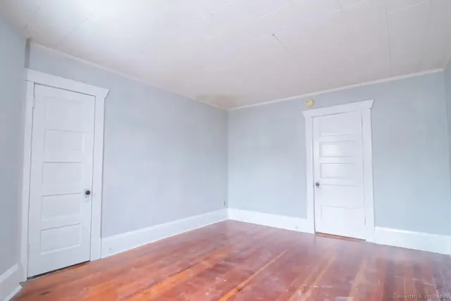 $1,875 | 62 Montauk Avenue, New London, CT 06320