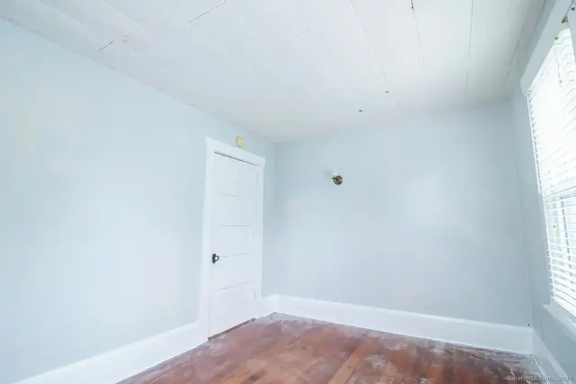 $1,875 | 62 Montauk Avenue, New London, CT 06320