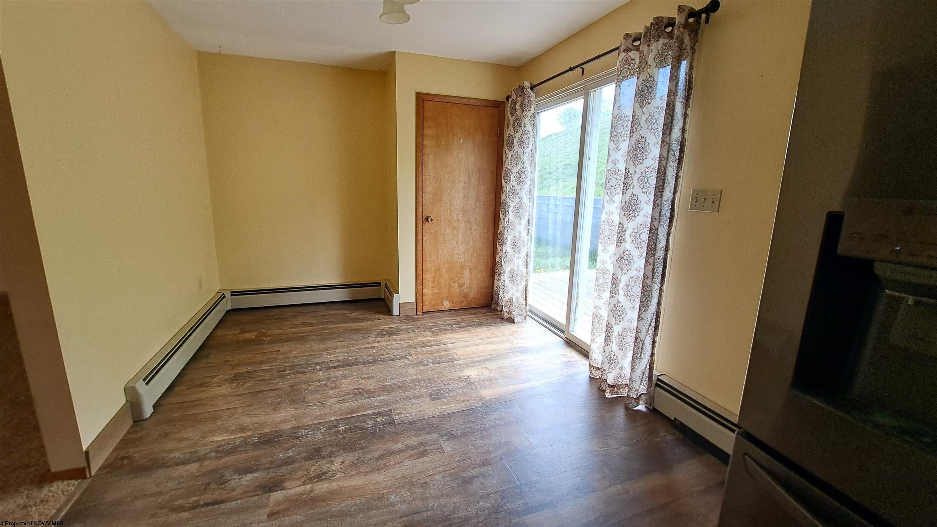 993 Daybrook Road Fairview, WV 26570 - Photo 5 of 26 Gallery Image 5