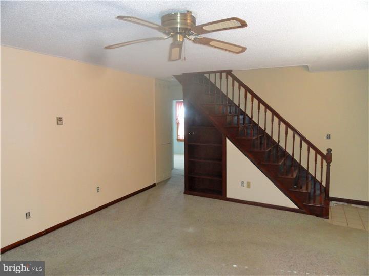 11 Cable Road Levittown, PA 19057 - Photo 4 of 8 Gallery Image 4
