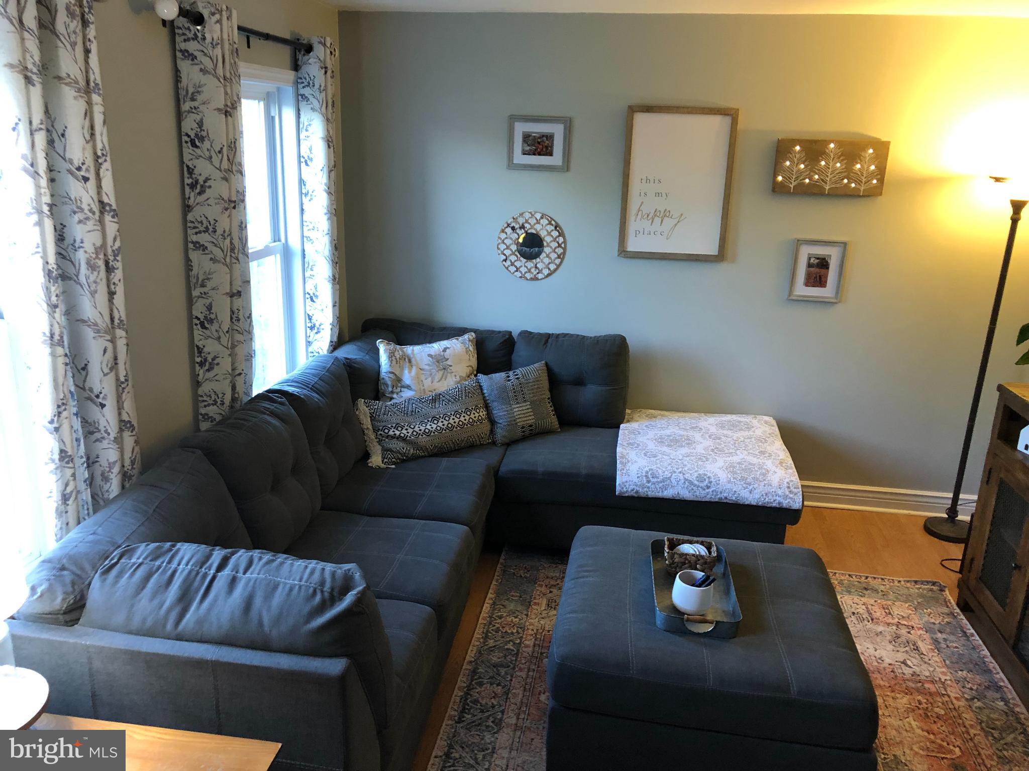 53 Laurie Lane Lititz, PA 17543 - Photo 3 of 37 Gallery Image 3