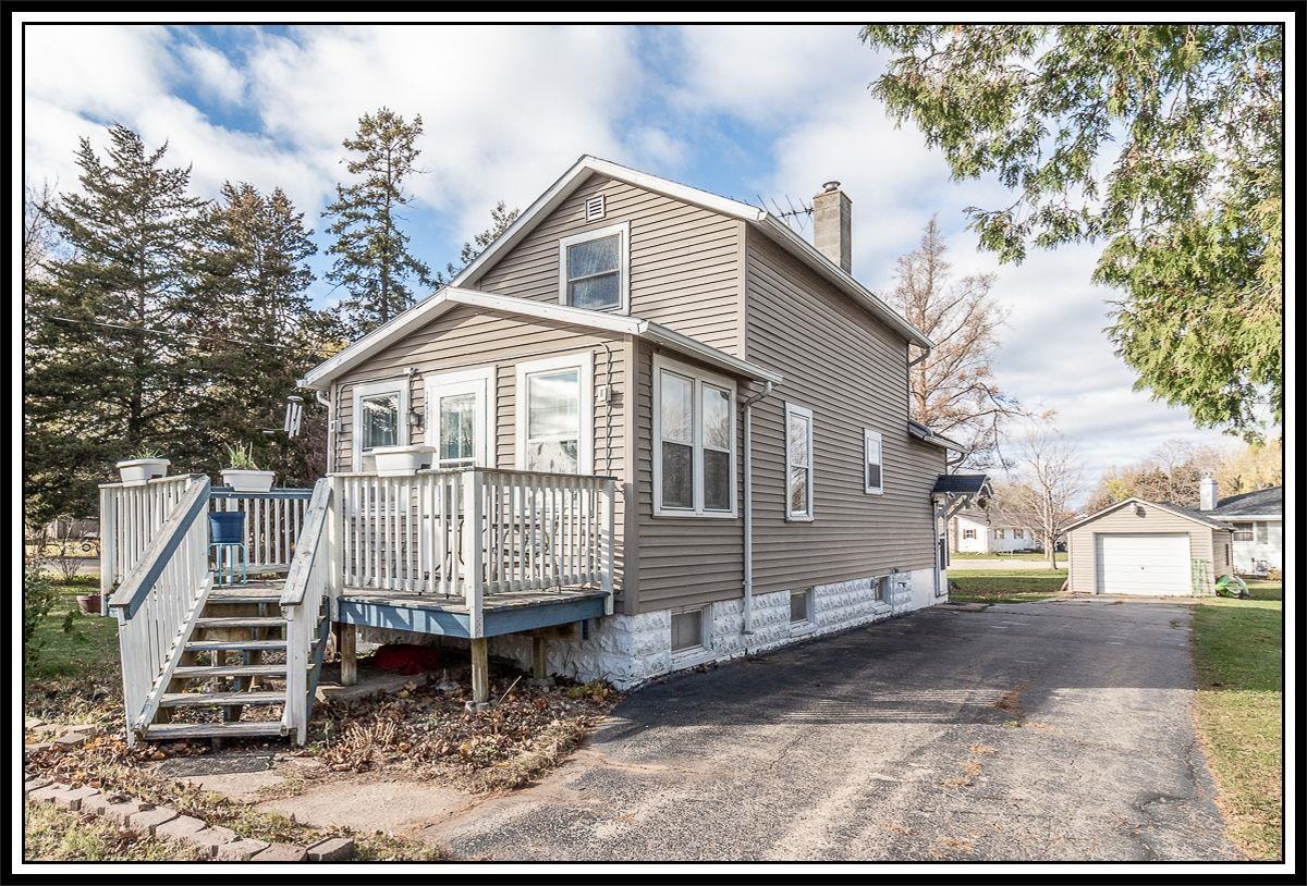 1711 Pershing Road New London, WI 54961 - Photo 1 of 1 Gallery Image 1