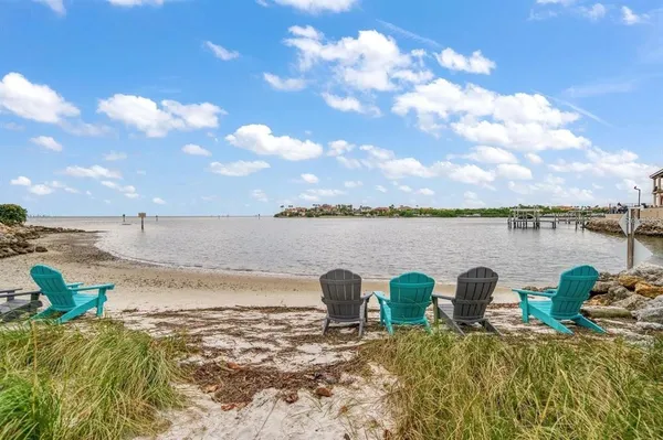 $749,000 | 962 Symphony Isles Boulevard, Apollo Beach, FL 33572