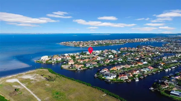 $749,000 | 962 Symphony Isles Boulevard, Apollo Beach, FL 33572