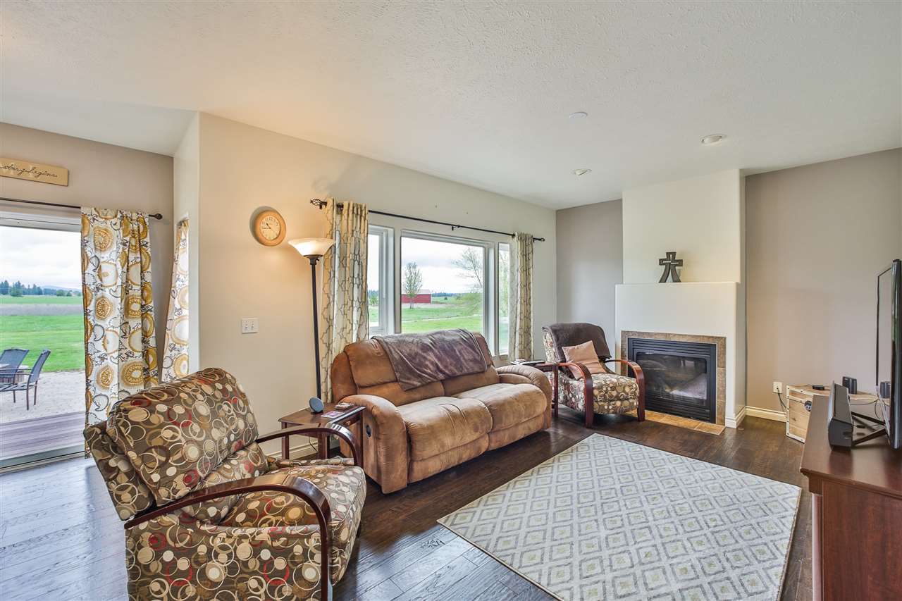 24702 North Spotted Road Deer Park, WA 99006 - Photo 5 of 20