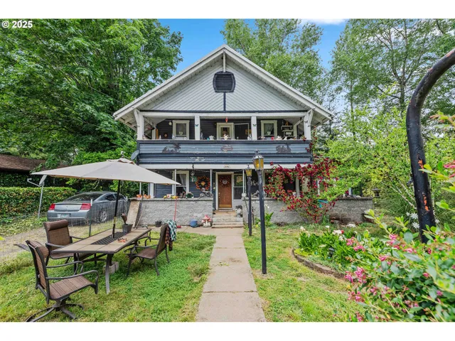 $238,000 | 51014 Dement Creek Road, Myrtle Point, OR 97458