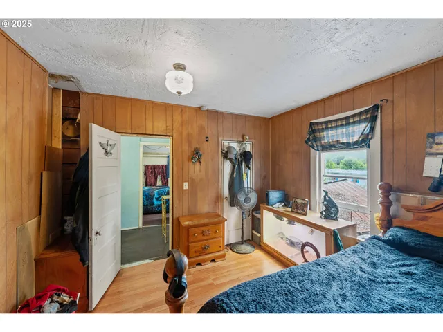 $238,000 | 51014 Dement Creek Road, Myrtle Point, OR 97458