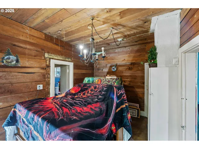 $238,000 | 51014 Dement Creek Road, Myrtle Point, OR 97458