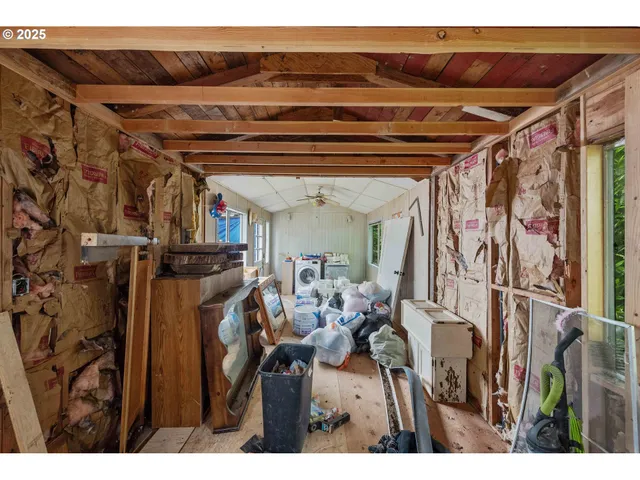 $238,000 | 51014 Dement Creek Road, Myrtle Point, OR 97458