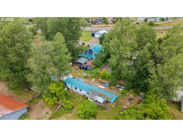 $238,000 | 51014 Dement Creek Road, Myrtle Point, OR 97458