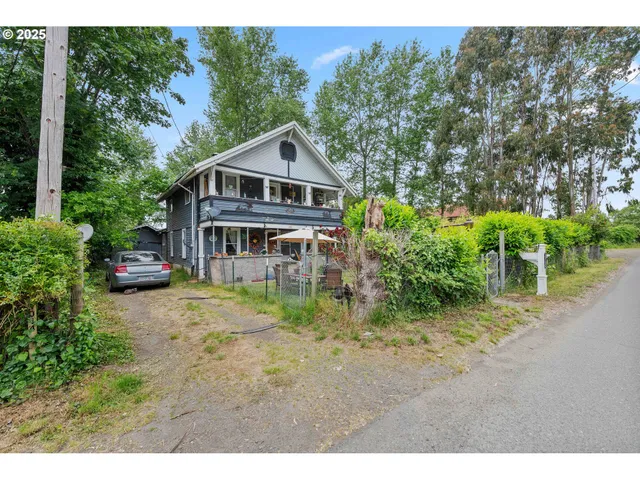 $238,000 | 51014 Dement Creek Road, Myrtle Point, OR 97458