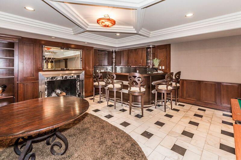 2130 Duncan Road Knoxville, TN 37919 - Photo 28 of 38 lower level bar